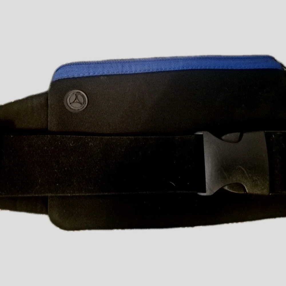 Running Belt For Phone, Running Fanny Pack, Black, Travel Hiking by‎ Camden Gear
